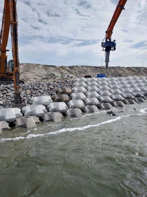 Delta Marine Consultants to explore feasibility of modular coastal  protection system in Singapore